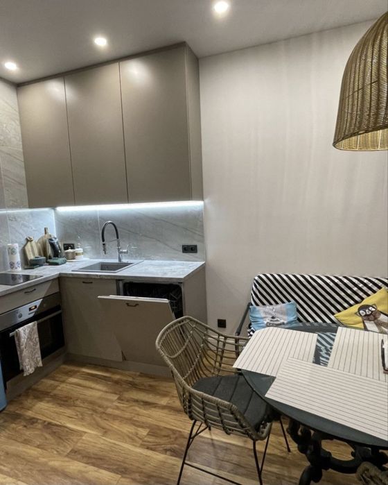 Срочно сдам квартиру в 51 Жемчужине, ул.Генуэзская. Аркадия.Терраса