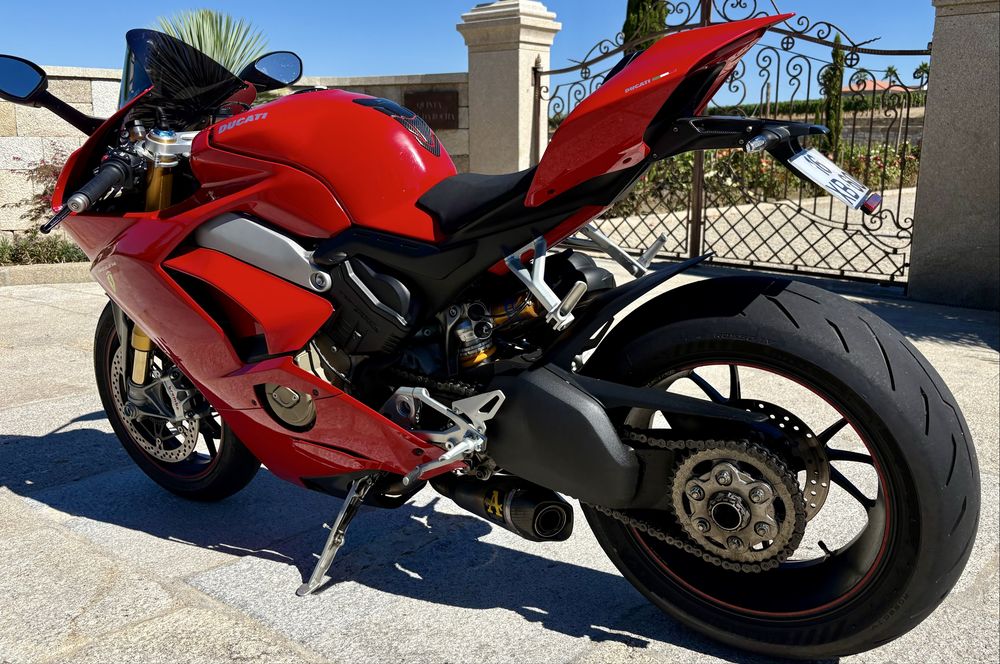 Ducati Panigale V4s Nacional