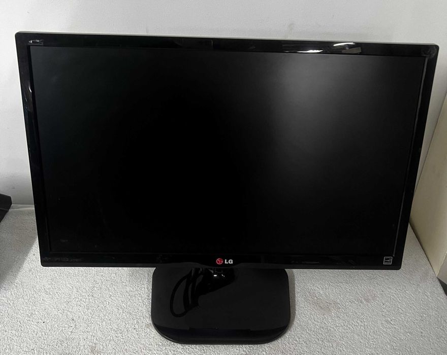 Монитор 23' LG 23MP55HQ FullHD 1920x1080 AH-IPS LED Hdmi Монітор