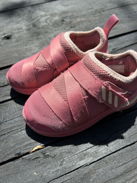 r. 24 Adidas rozowe adidasy