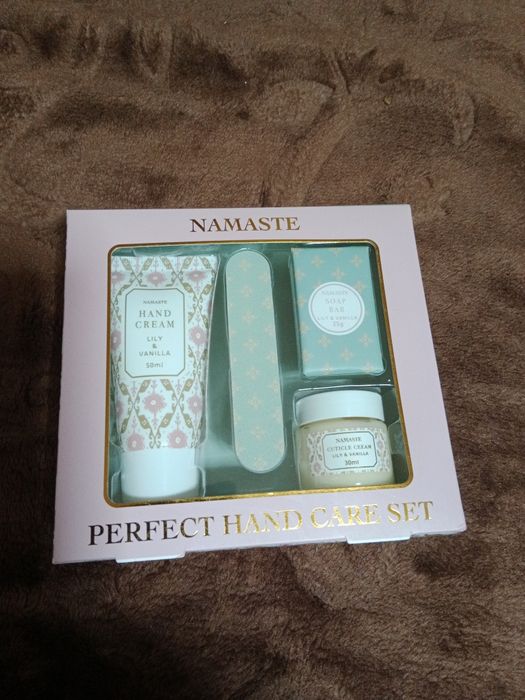 Zestaw do rąk Namaste