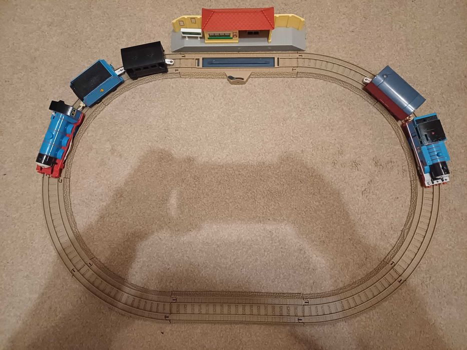 Tomek i przyjaciele zestaw Pracowity dzień Tomka - Tomek i 2 wagony