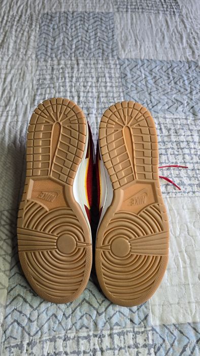 Nike dunk university red