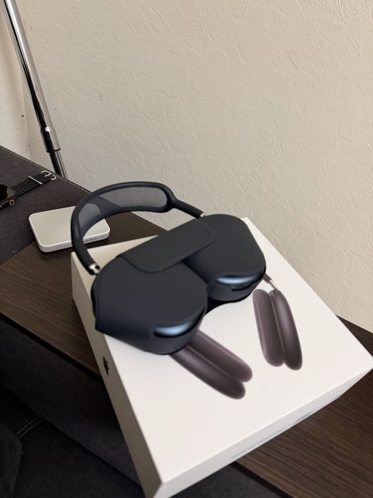 Наушники AirPods max