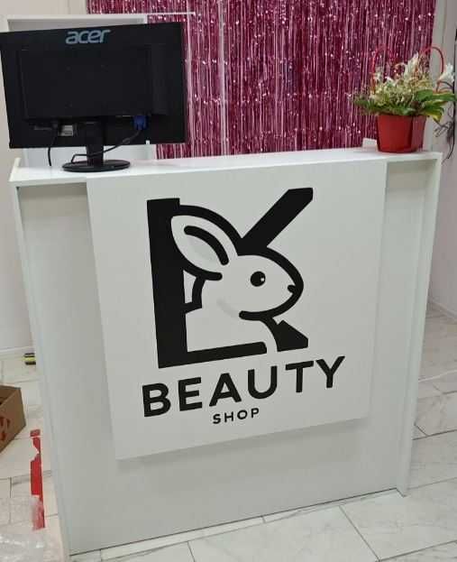 Ресепшен. Адміністративна / касова стійка з наявності і під замовлення