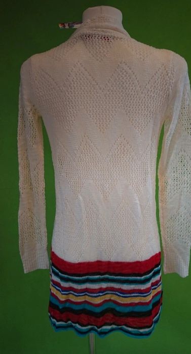 Sweter narzutka z kwiatem Desigual rozm. XS