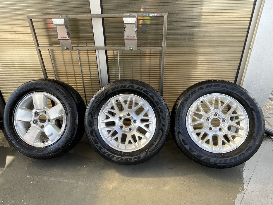 Титанові диски з резиною на Jeep Grand Cherokee R17 5/127 колесо