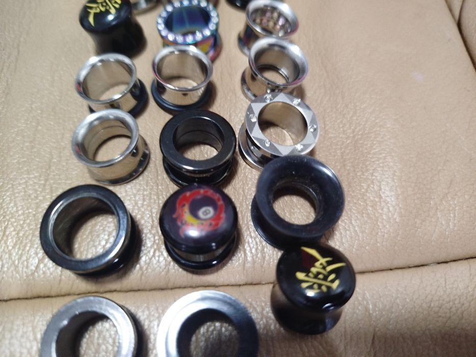 Тунелі / плаґи / розтяжки для вух — великий набір, нові