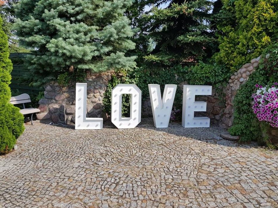 FOTOBUDKA WYNAJEM ,Napis LOVE,Wesela,Chrzty,Sylwester,Studniówka,BAL