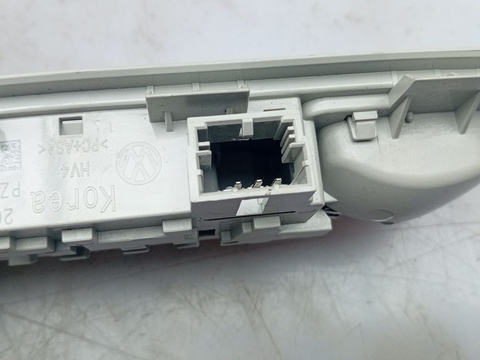 Plafonier frente VOLKSWAGEN Polo (AW1)