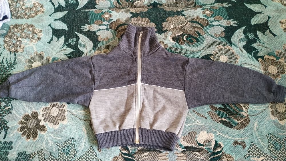 Теплая кофта на молнии