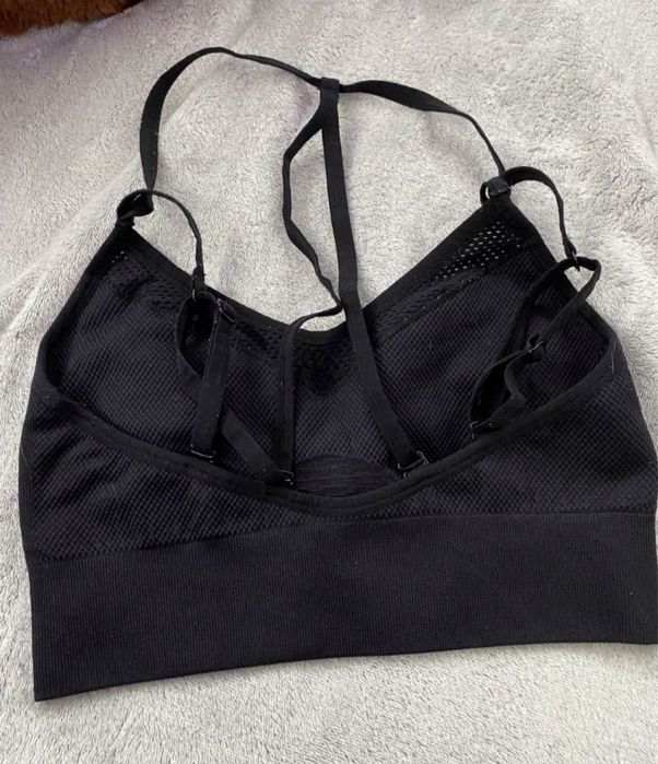 спортивний топик