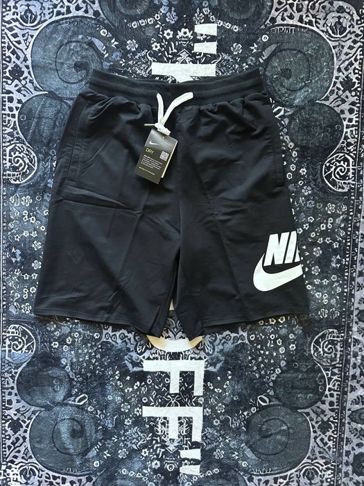 Шорти Nike Чорного Коліру