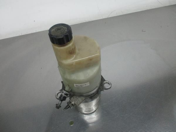 Bomba de direção VOLVO V50 (MW)