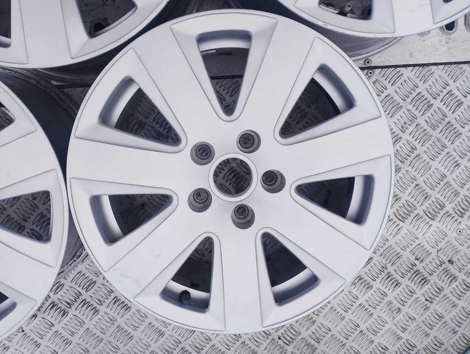 Felgi Aluminiowe Audi 16x5x112x7,5Jx16H2 OE 4.F.0.6.0.1.0.2.5.AJ ET45