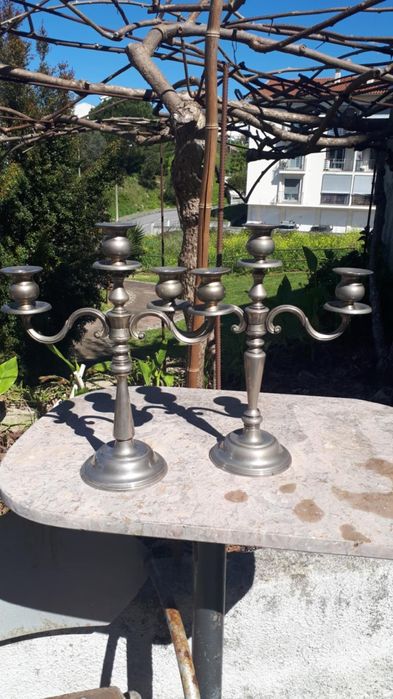 Castiçais em estanho