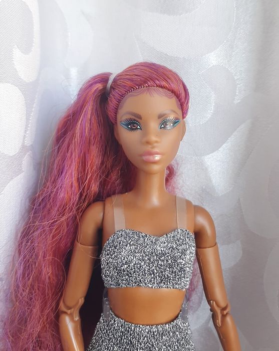 Лялька Барбі, Barbie Looks