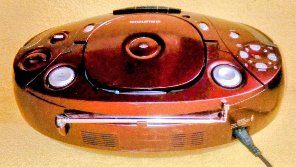 GRUNDIG RRCD 3720 DEC boombox cd mp3 USB sprawny