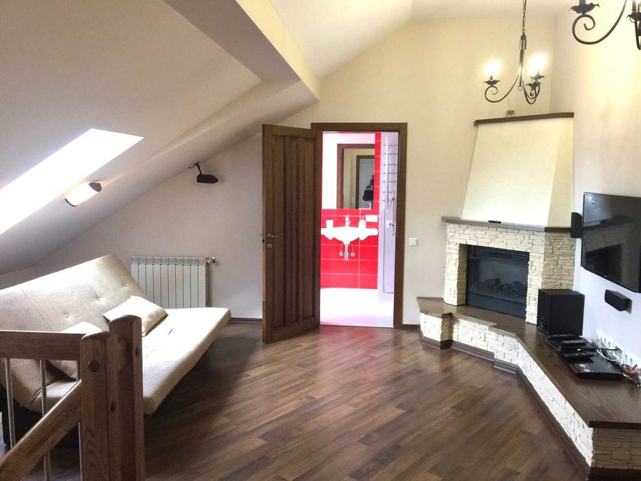 Здам 4к.кв., 2-рівнева квартира, вул.Тарасівська 3, метро Університет