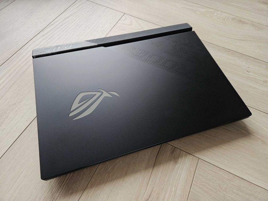 ASUS ROG Strix Scar 15 G533QR RTX3070 Ryzen7 16GB 1TB