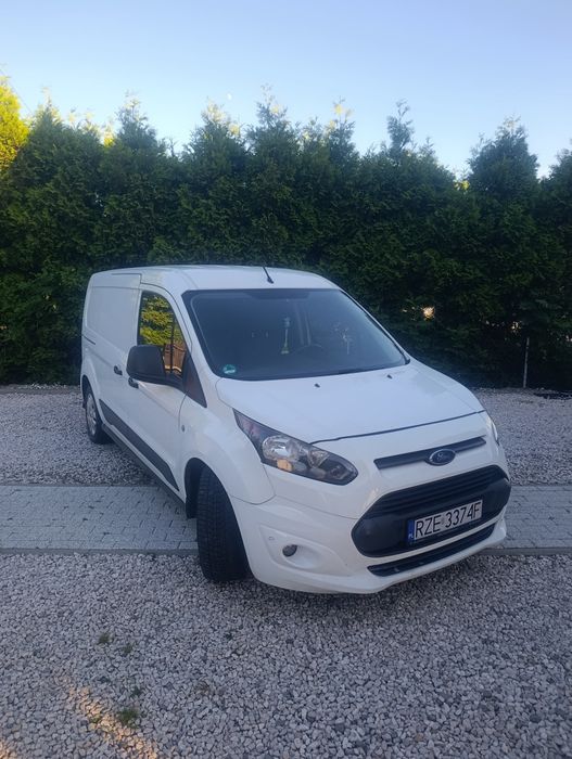 Samochod Ford Transit connect wersja long