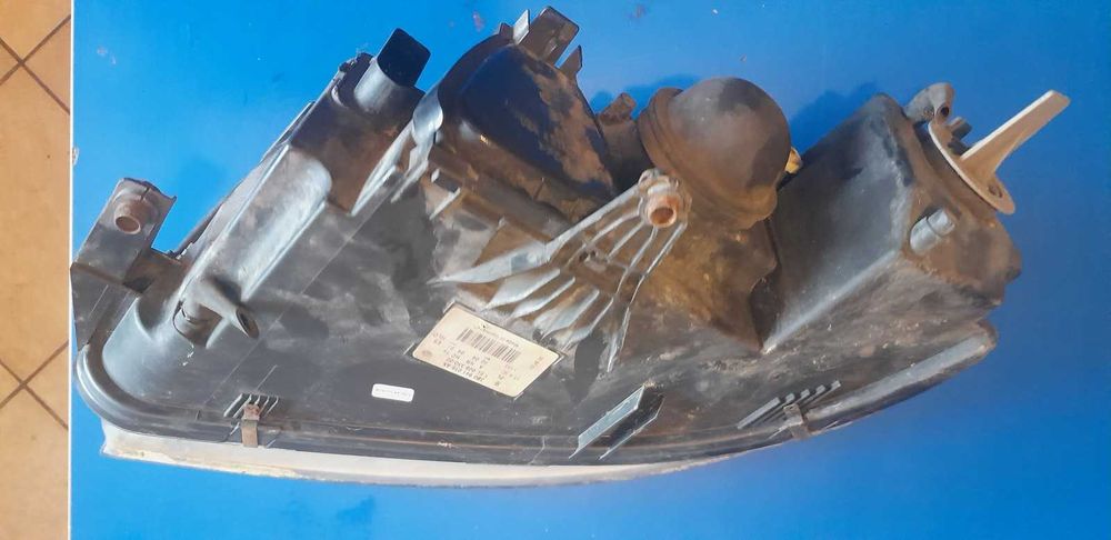 Lampa przednia lewa prawa przód prawy lewy Vw Passat B5 FL europa
