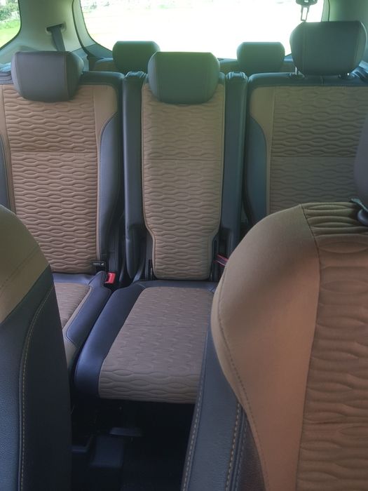 Opel zafira 7lugares  ano 2012