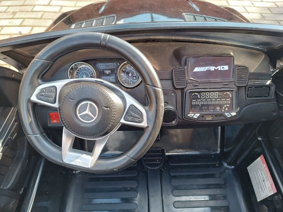 Дитячий електромобіль машинка на аккумуляторі з пультом