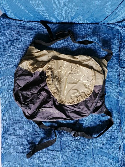 Mochila Quechua pequena