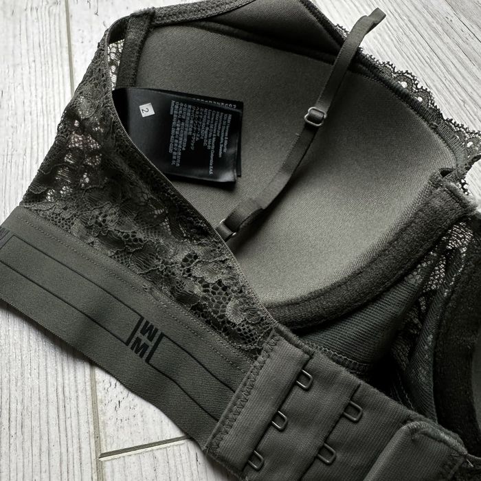 Koronkowy biustonosz stanik padded usztywniany khaki 75C h&m