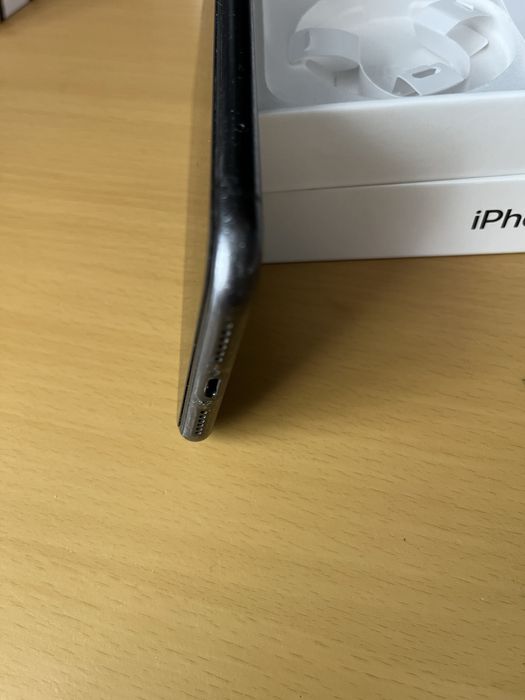 iPhone 11.    128Gb.  Черный.