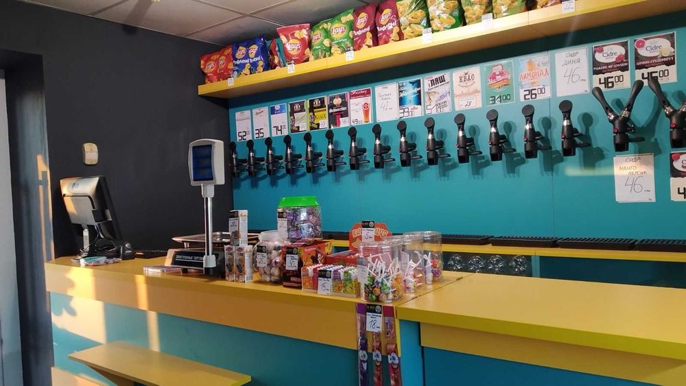 Меблі для пивного магазину: 25 000 грн. - Торгово-выставочное ...