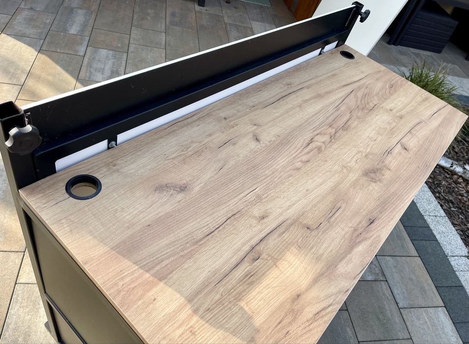 Stół Dj / stolik dla DJa / stolik recepcja