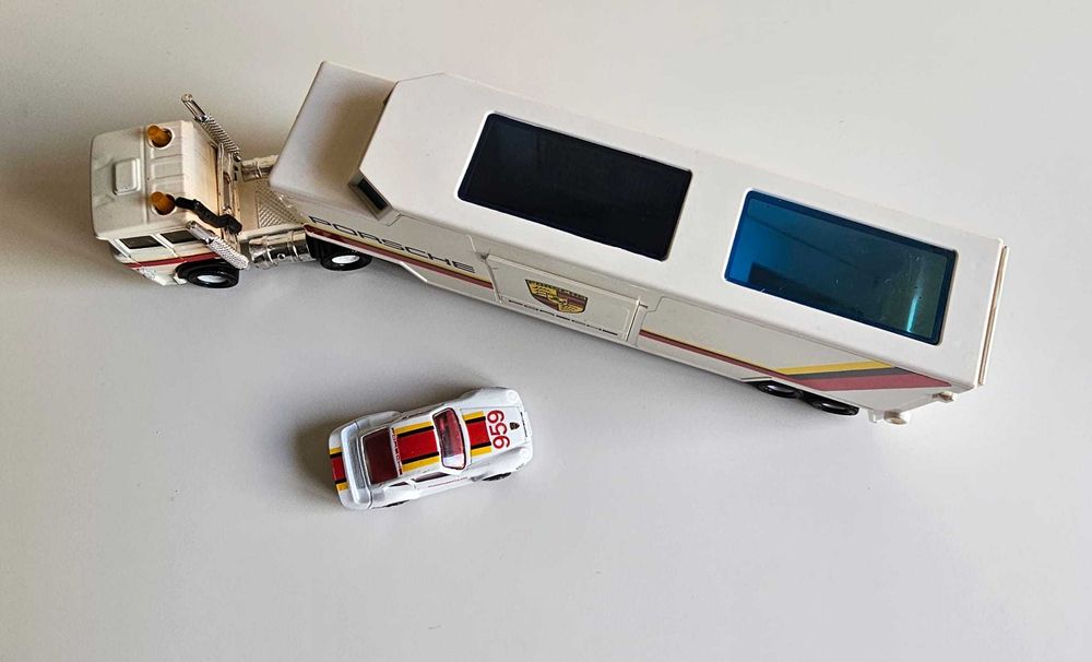 Matchbox Superkings K159 Camião Assistência e miniatura Porsche
