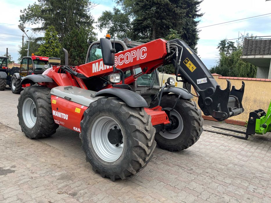 Ładowarka teleskopowa Manitou MLT 627 TURBO*Niska i wąska 2.20 M szeroka i wysoka*2013 ROK*Piękna*Joystick,4X4*TYLKO 5800 MTG*Bardzo ładny stan!