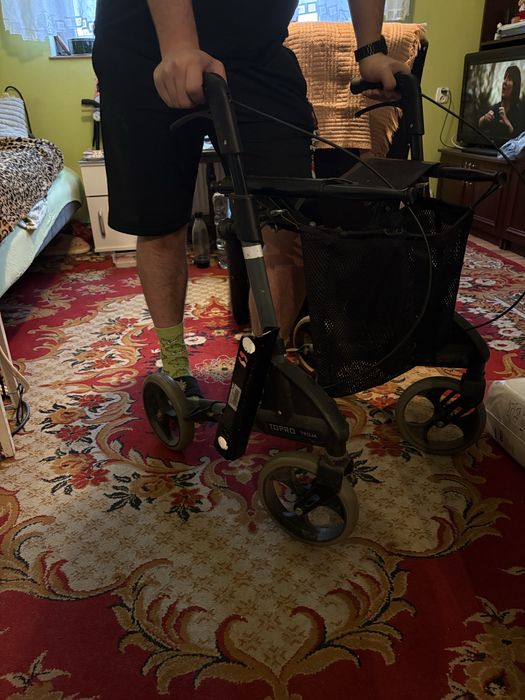 chodziki dla seniorów