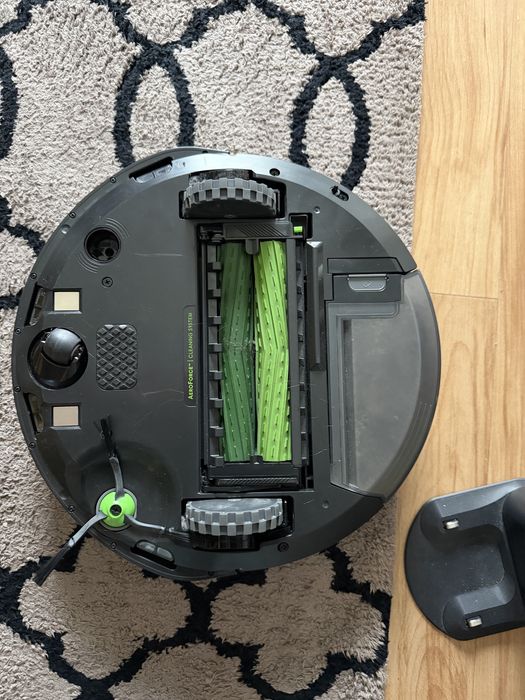 Irobot i5 em excelente estado com kit de substituiçao novo
