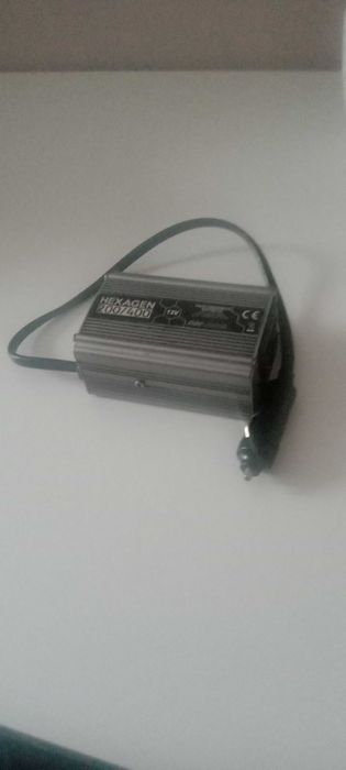 Przetwornica napięcia 12v/230v 200/400 samochodowa