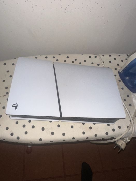 Vendo playstation 5 edition standard sem leitor cd