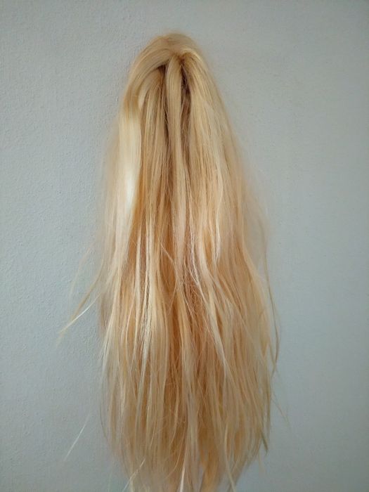 Peruca / extensão  loura