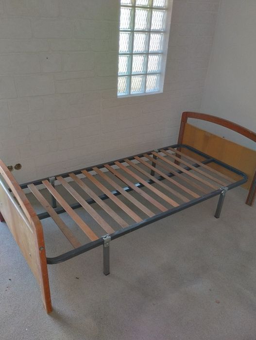 Cama de solteiro