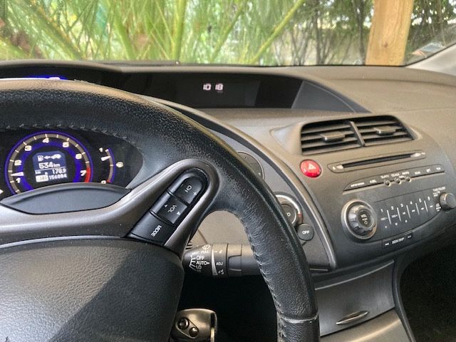 Honda civic 1.8 executive vtec