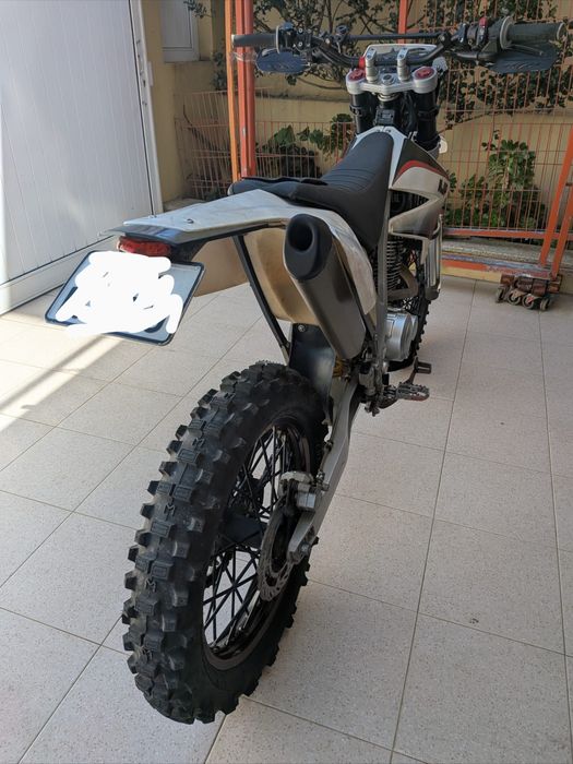 AJP PR4 240 Enduro 2013