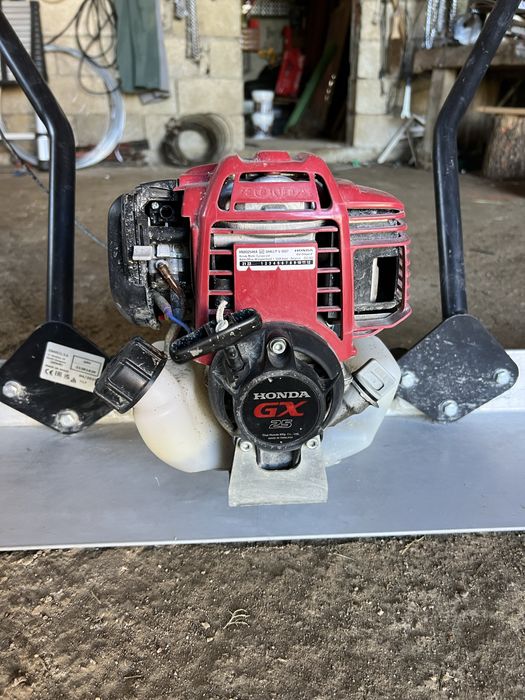 RÉGUA vibratoria  enar com motor HONDA