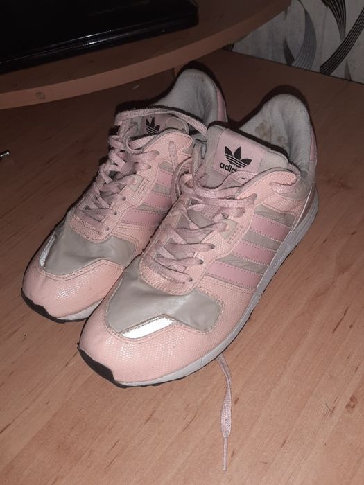 Кроссовки женские Adidas