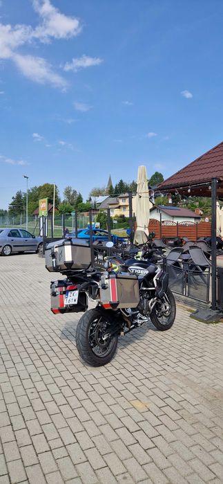 Triump Tiger 900