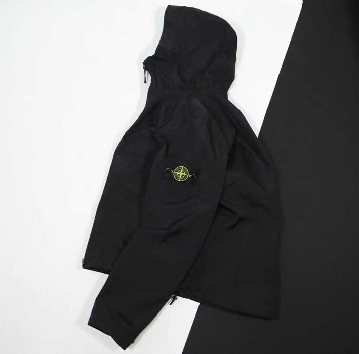 Kurtka z kapturem marki Stone Island/L
