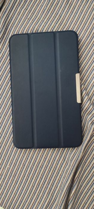 Продам LG-V500 на запчастини