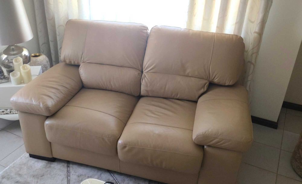 Sofás em Pele Genuína