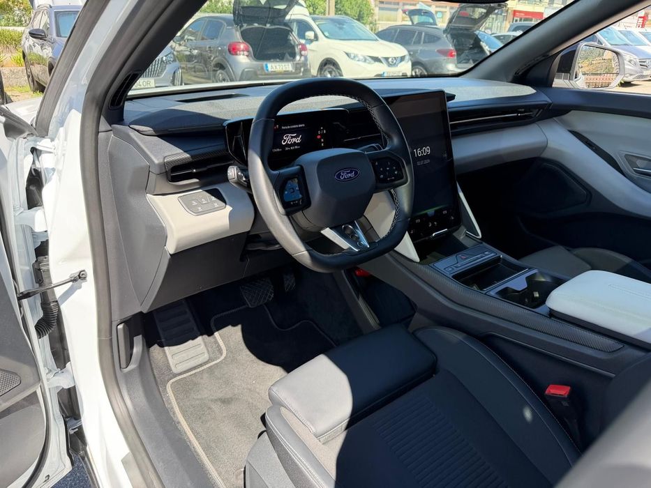 Ford Capri 77 kWh Premium